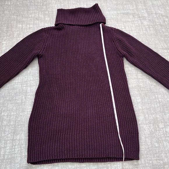 Abercrombie & Fitch Chunky Knit Turtleneck Tunic Sweater in XS - Picture 7 of 9
